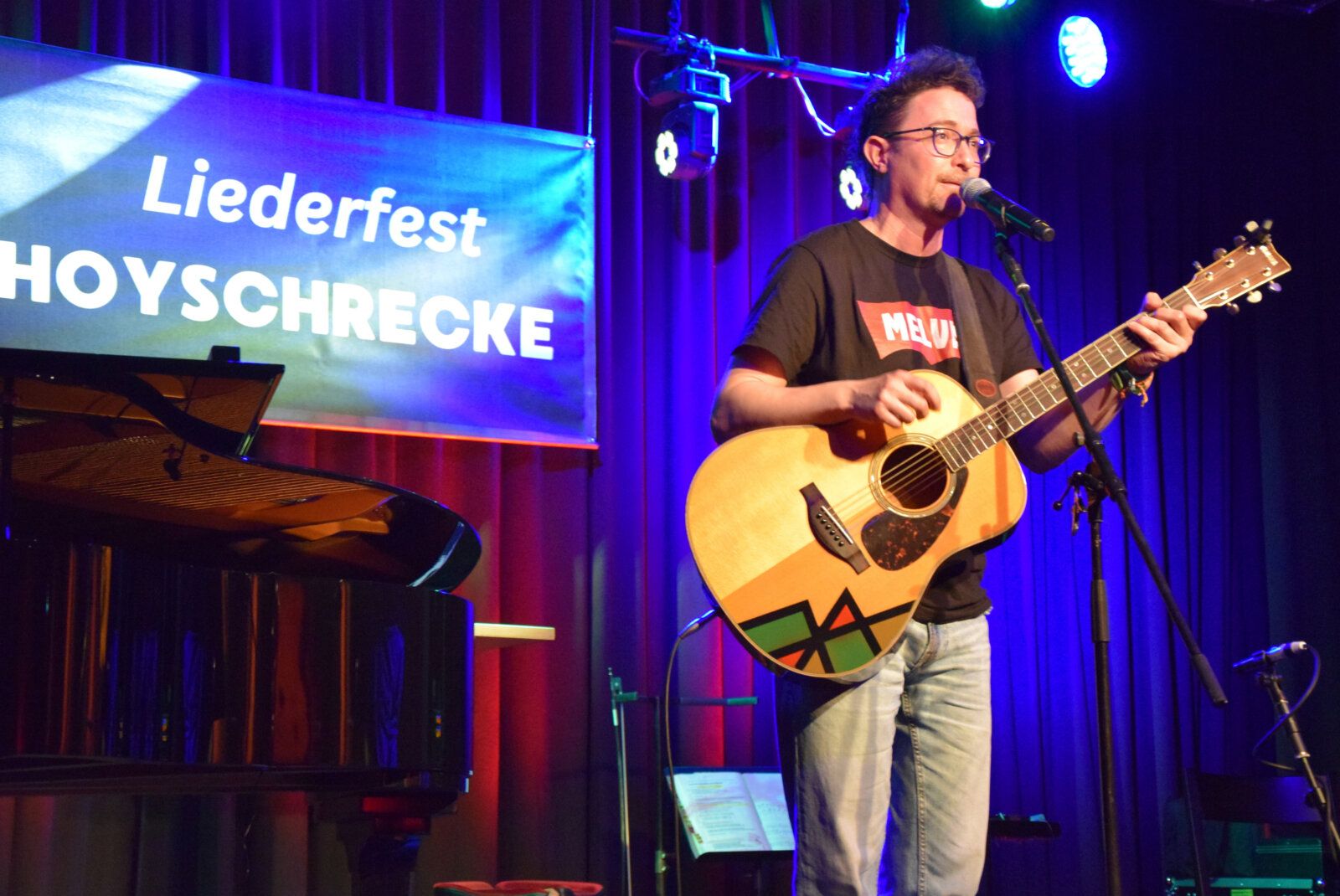 Melvin Haak tritt auf und erreicht den zweiten Platz der Jurywertung.