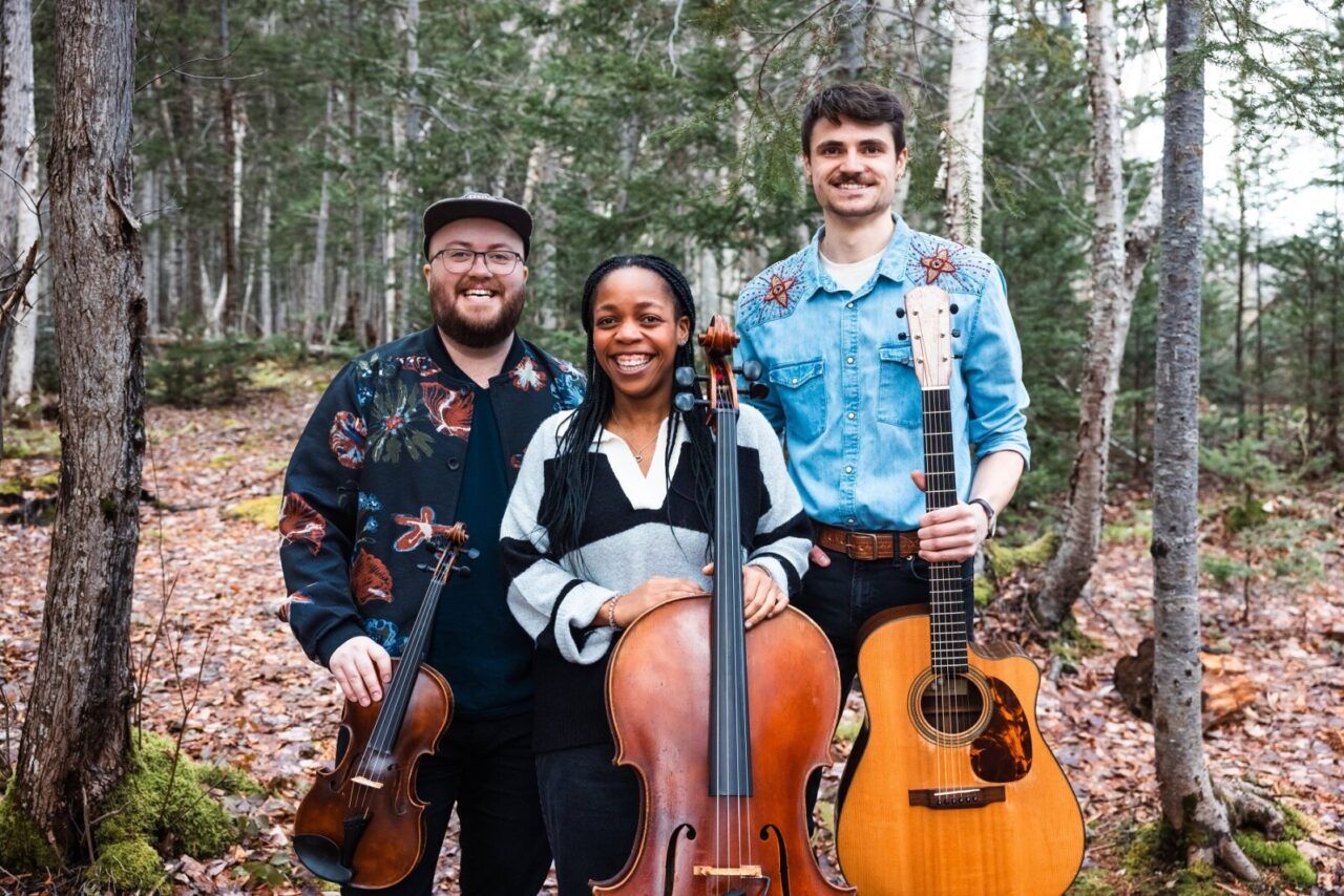 Viel Folk auf einer kleinen Insel