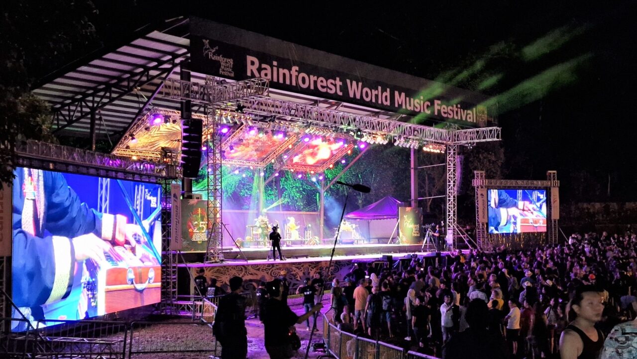 Weltmusik im Regenwald