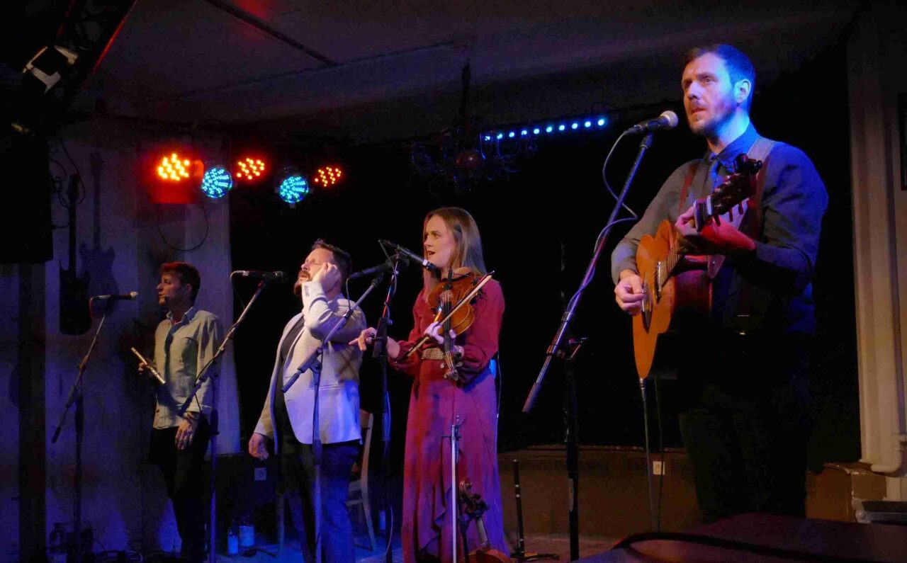 Palm Bay Frost und The Jeremiahs