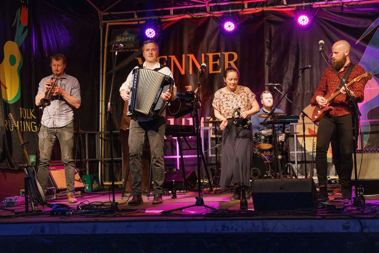 26. Venner Folk Frühling