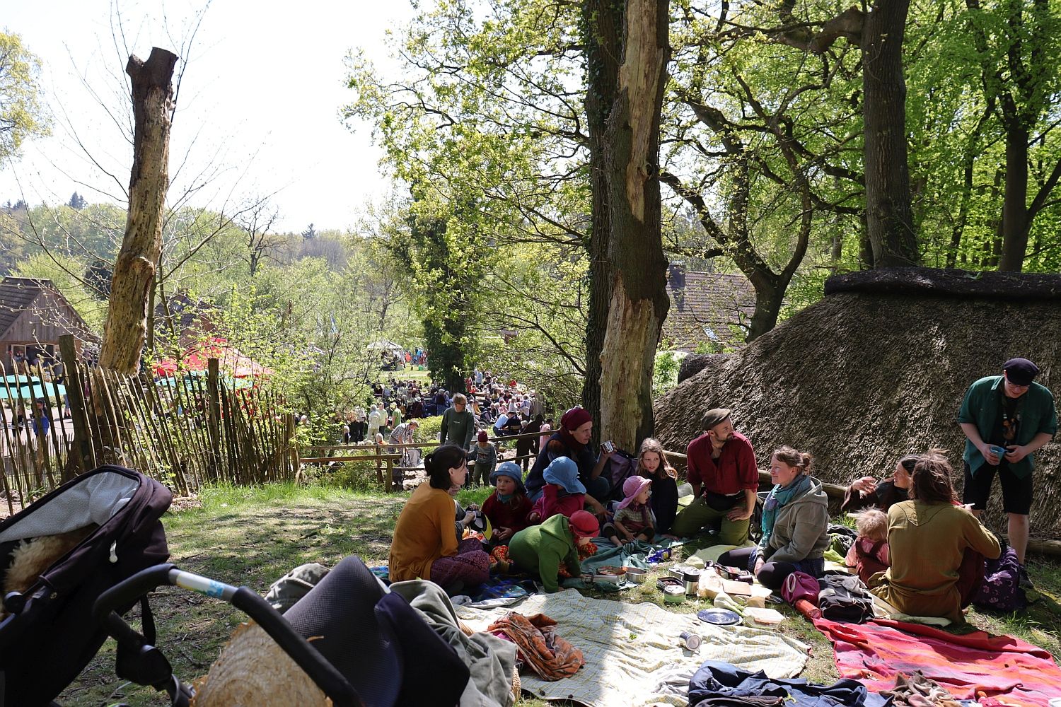 Picknick beim Maifolkfestival