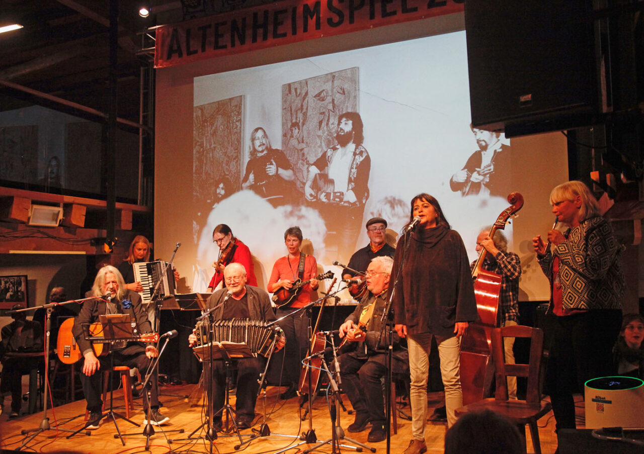 Altenheimspiel im Urknallhaus