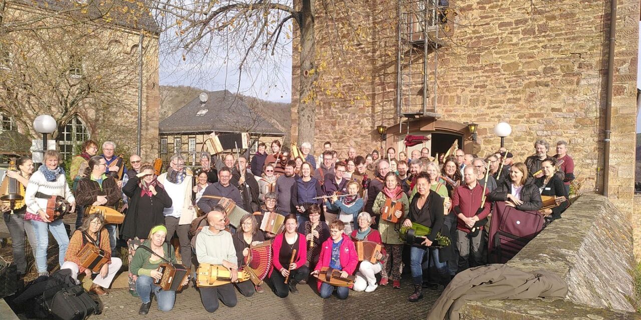 Bordunmusik lebt – und wie! (2)