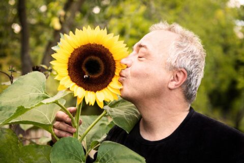 Kühlschrank leer, Aschenbecher voll