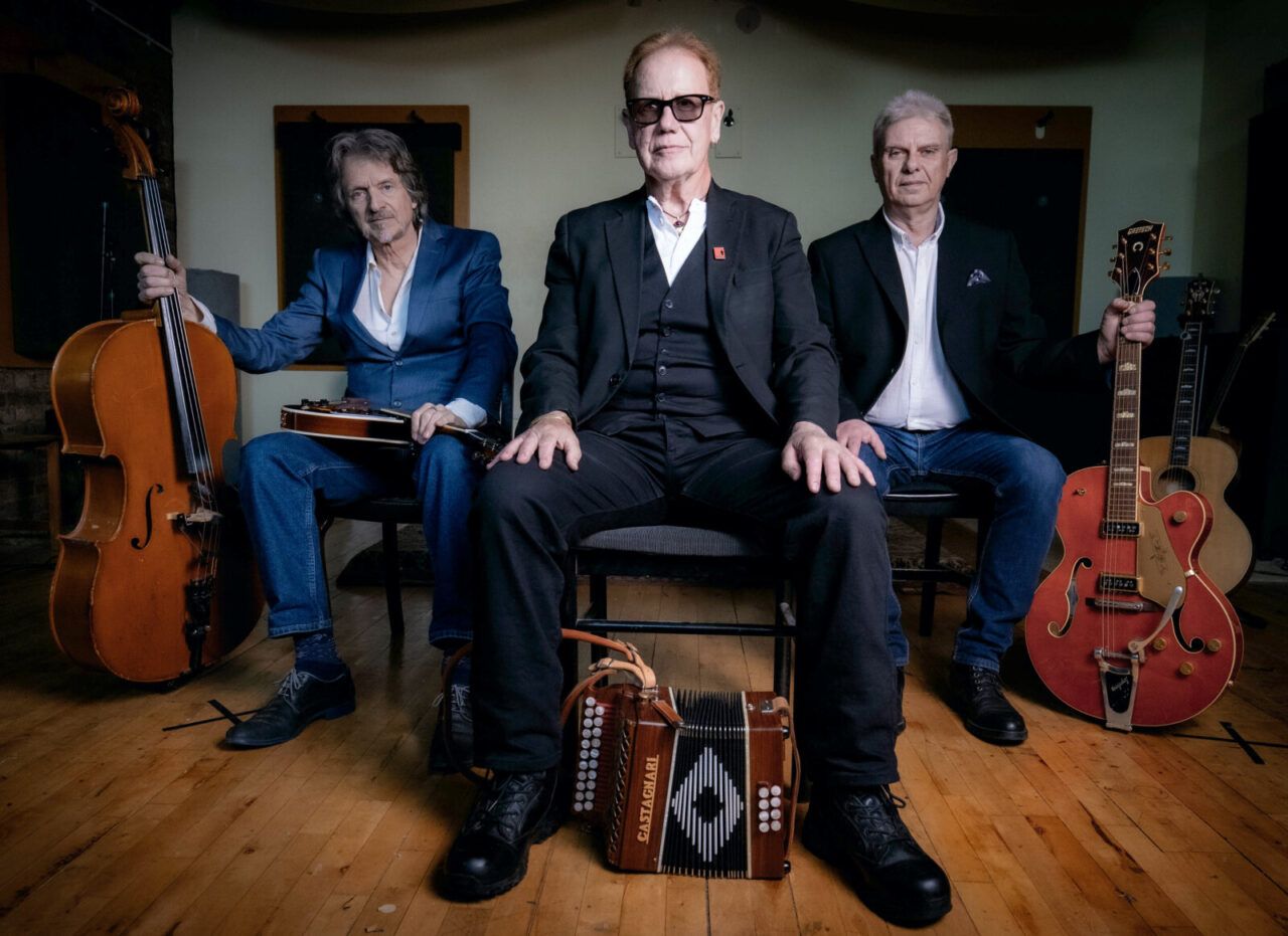 Oysterband’s John Jones, Ray Cooper & Al Scott